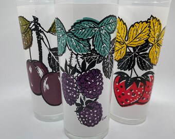 Three (3) Vintage 1950s L Elliott Fruit Glass Tumblers includes Strawberry, Plum, Blackberries