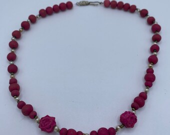 Vintage handcrafted pink rose bead necklace