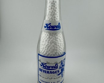 1956 Blue Howel's Beverages  "With that good Old Fashioned Flavor" 7 FL OZ Howel's Beverage Co. Pittsburgh, PA