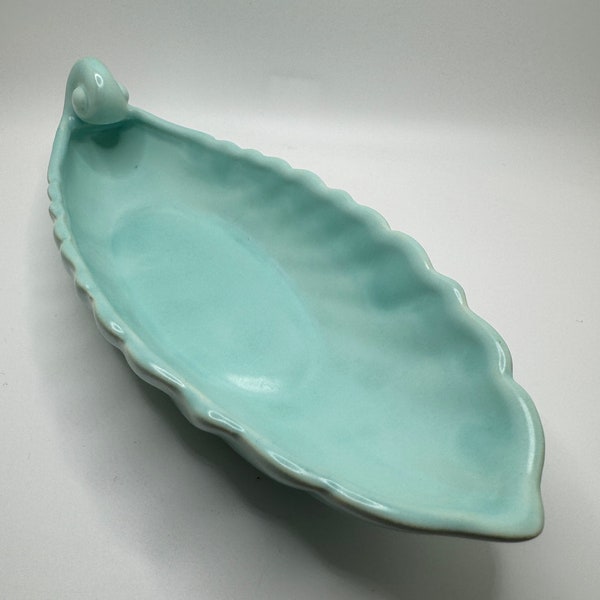Vintage California Franciscan Pottery Satin Turquoise Glaze Shell Bowl