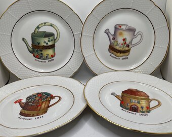 Set of Four 4 Email de Limoges 1855 Arrosoir Plates Hand Painted Watering Can Design Gold Accents French Garden Decor Farmhouse Kitchen
