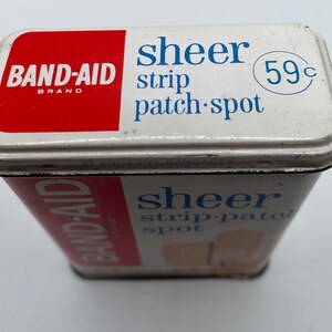 Vintage Johnson and Johnson Band Aid Tin Adhesive Bandage Container ...
