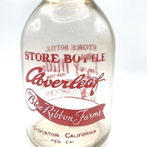 Cloverleaf Blue Ribbon Farms  Stockton CS Cream Top Milk Bottle