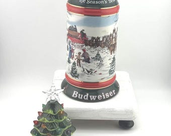 1991 Budweiser Holiday Beer Stein CS133 “The Season’s Best” by Susan Sampson Vintage 7" Ceramarte Brazil Collectible Bud Beer Mug Clydesdale