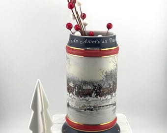 Vintage 1990 Budweiser Anheuser-Busch Christmas Stein Holiday Clydesdale Mug Ceramarte Susan Sampson American Tradition Gift