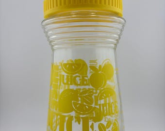 Vintage Juice Carafe Yellow Fruit Graphics 1970s Retro Glass Pitcher with Lid Mid Century Drink Dispenser Citrus Print Kitchen Decor Lemon