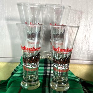 Budweiser Gift Set - 60+ Gift Ideas for 2026