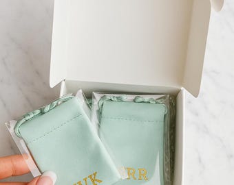 Customized Velvet Drawstring Pouch: Gold Monogram, Wedding Favors (1.9x2.7 inch | 5x7cm)