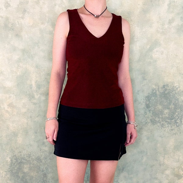 1990s Wine Red Metallic Glitter Slinky V Neck Tank