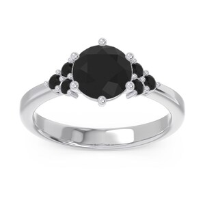 Black Spinel Sterling Silver Ring: Round Solitaire, 7.00mm Stone