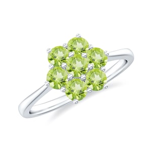 Beautiful Peridot Cluster Ring, Sterling Silver Ring, Flower Ring, Green Stone Ring, Everyday Ring, Gift for Love, Gift for Sister