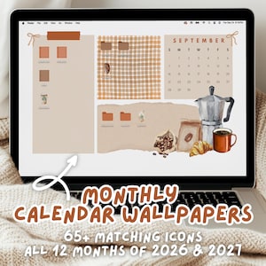 Peut inclure: Un fond d'écran numérique affiché sur un écran d'ordinateur portable présentant un calendrier de septembre, une illustration sur le thème du café avec une cafetière italienne, une tasse de café, des grains de café et un croissant.
