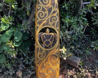 Handcrafted Painted Wooden Hawaiian Honu Tribal Gold Sea Turtle Surfboard Wall Plaque – Coastal Beach House Decor from Bali (38x8 Inches)