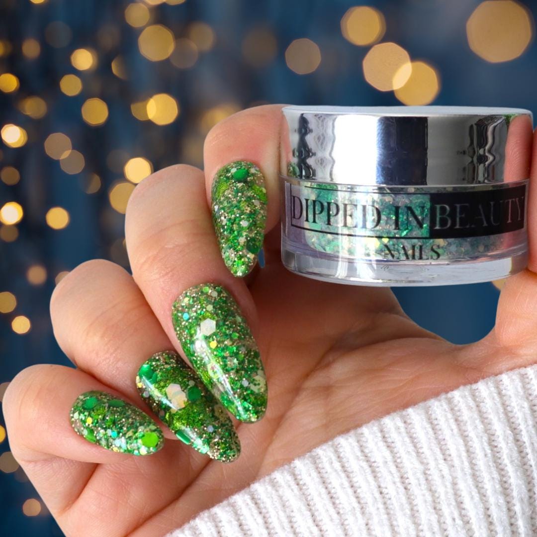 Cozy Autumn Leaves Dip Nail Designs