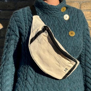 Minimalist Fanny Pack- Sling Bag-Bum Bag-Cross Body Bag