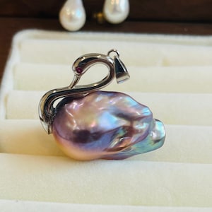 Swan Pendant | Colorful Baroque Swan