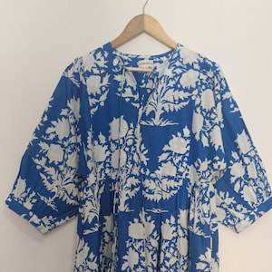Midikleid, Minikleid, Florales Long-Block-Print-Kleid, tiefer Hals mit Stringverschluss