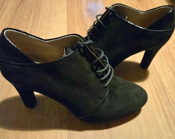 UNISA Black Suede Lace-Up Heeled Oxford Shoes Goth Whimsygoth Dark Academia UK 3