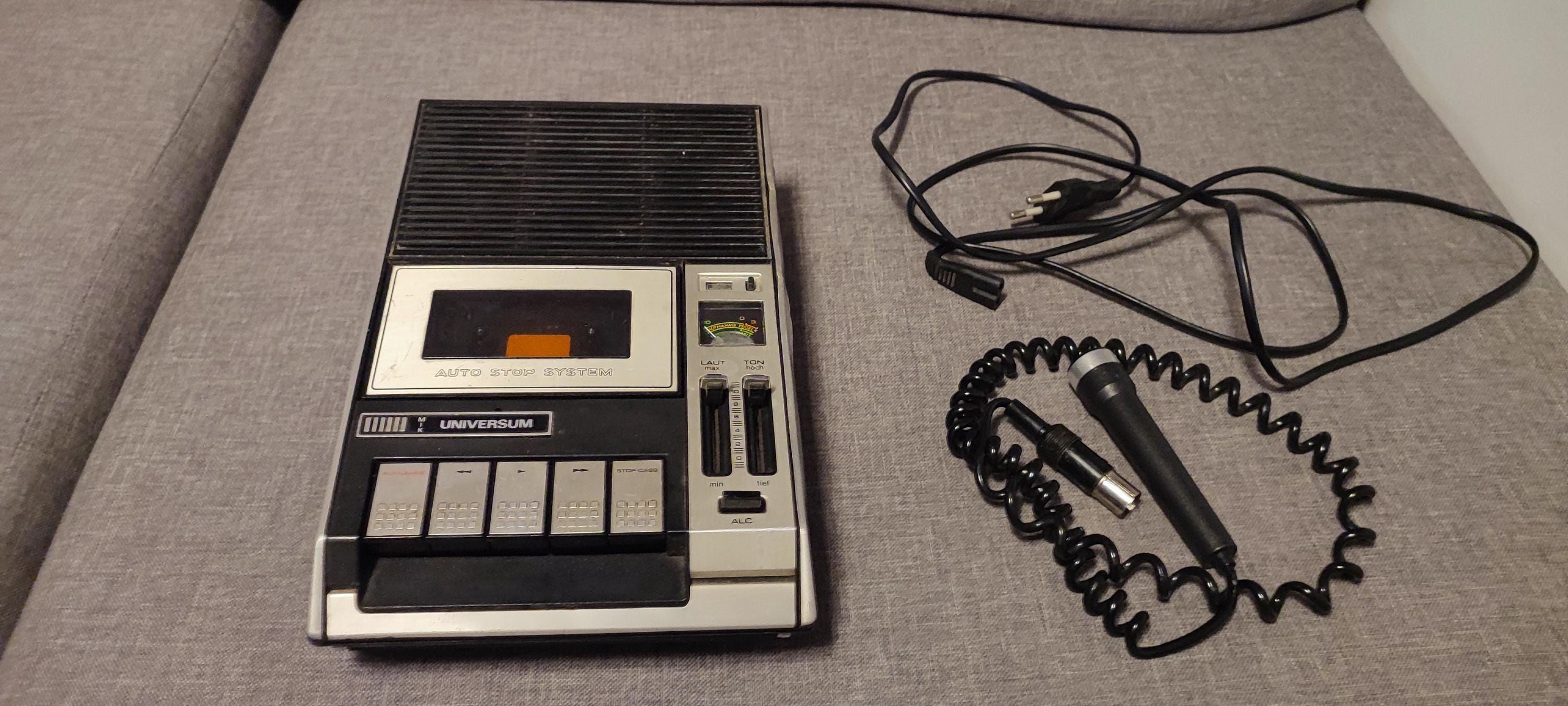 Universum cassette recorder CT 2152,retro casetophone and player,microphone,Germany,1980s,rare,collection,gift