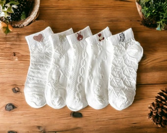 Chaussettes basses simples, chics et douces Morandi pour femmes, de couleur unie pour le printemps, l'été et au-delà, chaussettes bateau fines en dentelle pour femmes, 5 paires