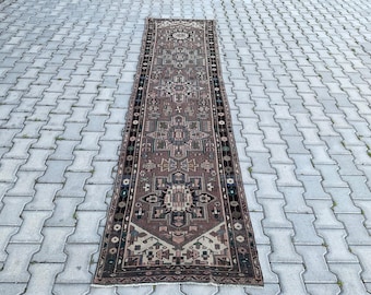 Tapis de passage rouge 3 x 11, tapis de couloir, tapis de passage vintage, tapis anatolien, tapis ancien, tapis fait main, tapis turc, tapis en laine, tapis en coton, 3 x 11