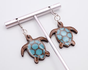 Pendientes de tortuga marina de nogal negro hechos a mano, concha de resina, joyería de playa