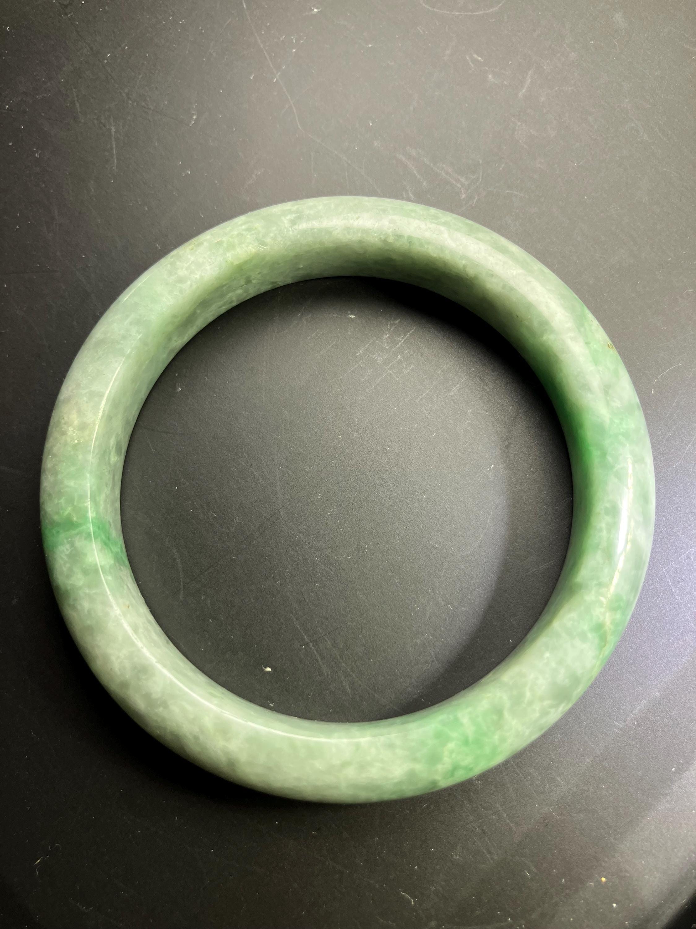 米国関税込み！翡翠バングル 58.4mm グリーン ビルマ翡翠 天然 901