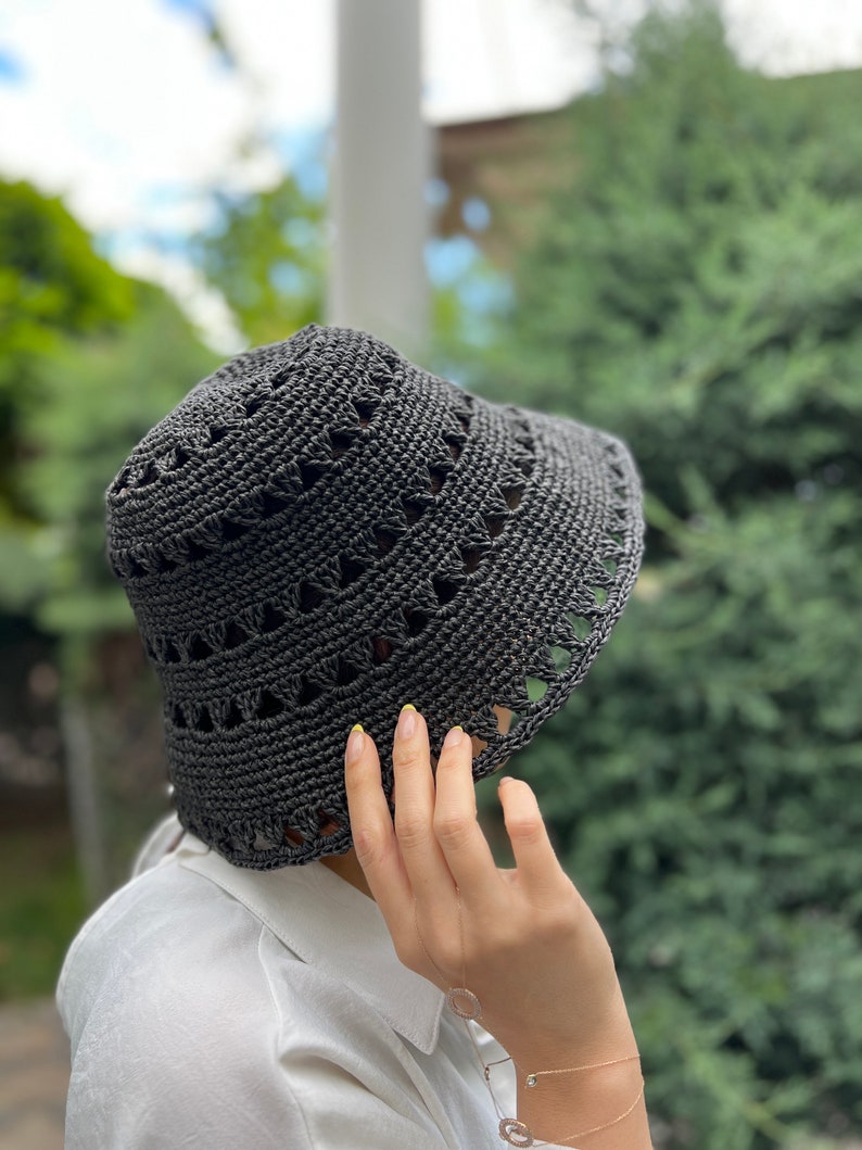 Black knit bucket hat image 1