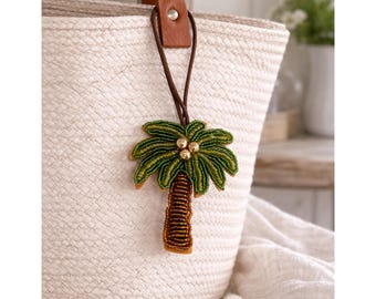 Palm Tree Beaded Pendant, Palm Tree Bag Charm, Beaded Palm Pendant, Summer Bag Charm, Boho Beach Accessory, Coastal Style, Stockholm