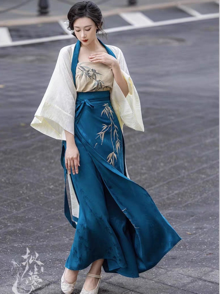 Blue Modern Hanfu Dress by Yandan Hanfu - Etsy