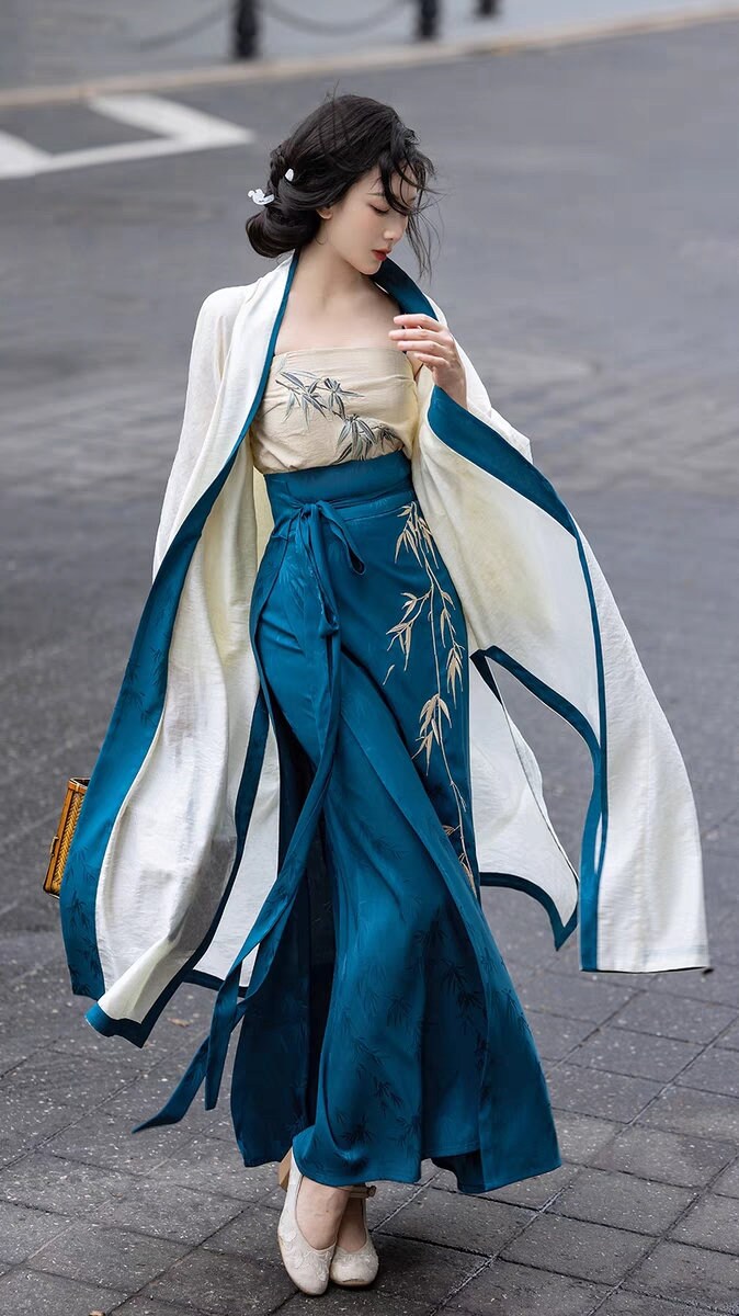 Blue Modern Hanfu Dress by Yandan Hanfu - Etsy