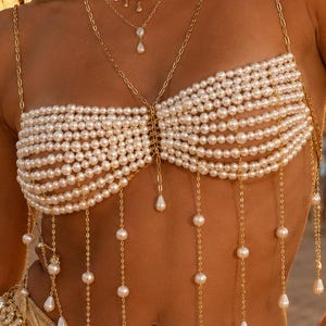 Pearl Bralette, Custom Burning Man Outfit Women, Playa Beaded Bra Top, Desert Festival Pearl Body Chain, High Fashion Goddess Body Jewelry