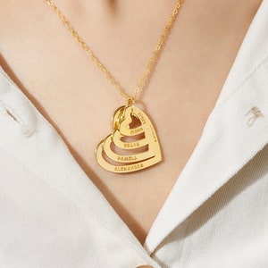 Collar de abuela personalizado: colgante personalizado con los nombres de los nietos; disponible en plata u oro; regalo de cumpleaños perfecto