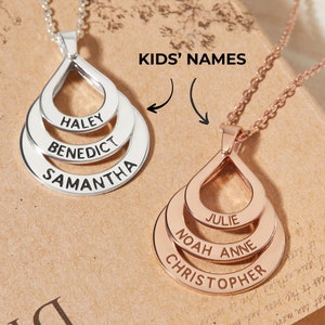 Personalized Grandma Necklace – Engraved Silver Circle Pendant, Custom Family Name Jewelry, Handmade Gift for Mom, Nana, or Her