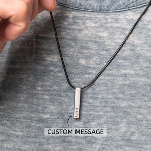 Collar de barra personalizado para hombre: colgante personalizado en plata, collar con nombre grabado, regalo para él, papá o novio. Joyería personalizada para hombre.