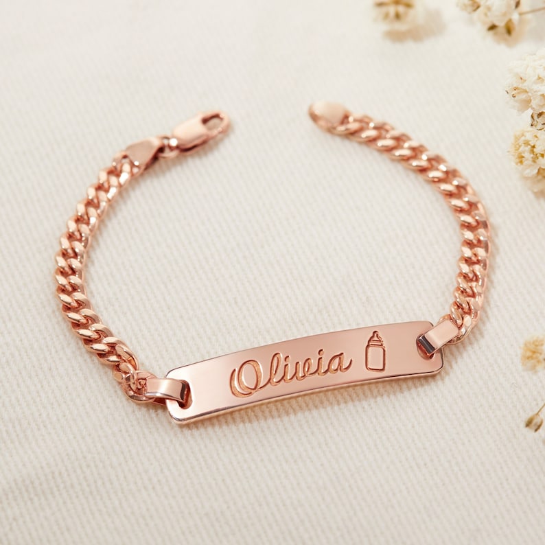 Id-armband voor vrouwen gepersonaliseerde armband met gegraveerde tekst aan twee zijden aangepaste naamarmband goud, zilver, roségouden naamarmband afbeelding 2