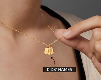 Engraved Name Tag Necklace • Personalized Family Pendant