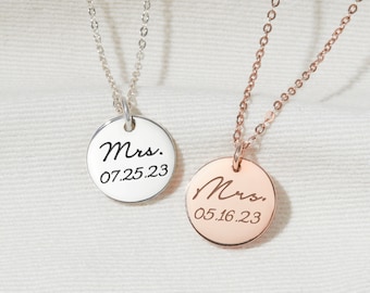 Engraved Necklace: Personalized Necklace, Custom Engraved Necklace, Silver / Rose Gold, Disc Necklace Gift for Her Mom Wife Girlfriend