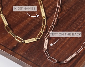 Aangepaste gegraveerde naamketting • Gepersonaliseerde moedersieraden