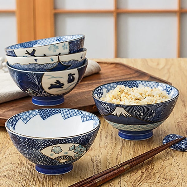 Bols du riz traditionnel japonais en porcelaine et fait main artisanal