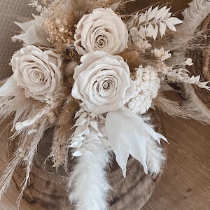 Brautstrauß Beauty in Beige aus Trockenblumen Bild 2