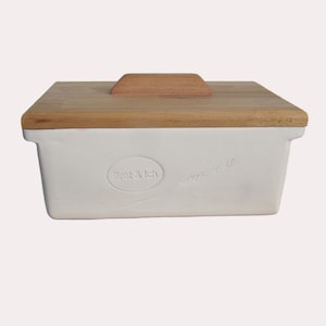 Brotkasten aus Ton, gebrannt, unglasiert ca.5 Ltr. 100% Handarbeit,hergestellt in Bayern,Kleinunternehmer. Jeder Brotkasten ist ein Unikat.