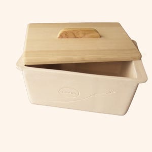 Brotkasten aus Ton, gebrannt, unglasiert.ca.10Ltr, 100% Handarbeit, hergestellt in Bayern DE,