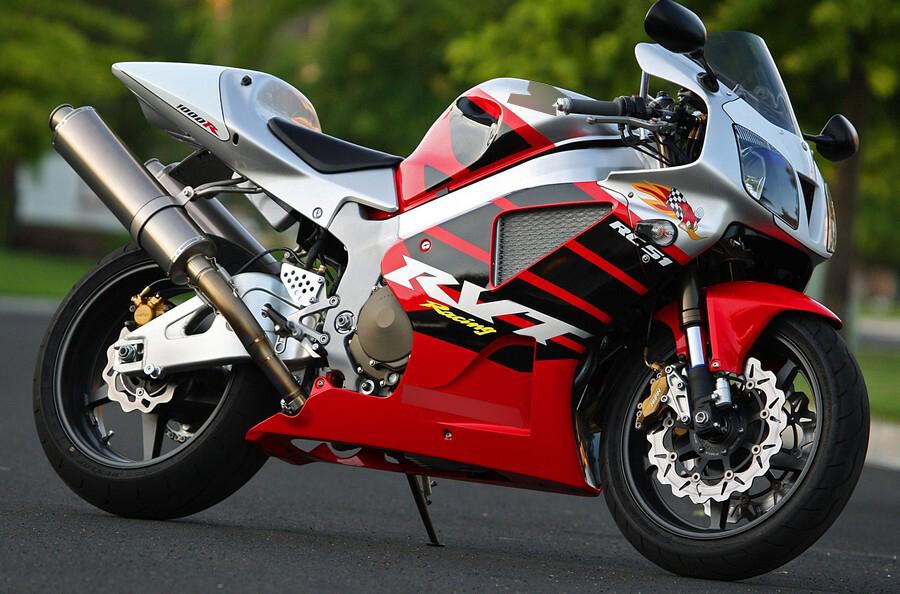 RVT 1000r ニッキー・ヘイデン エディション 2004 完全レプリカ