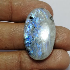 Moonstone Cabochon, Heliotrope/Moonstone Loose stone, Semi precious jewelry, Heliotrope Cabochon with Good Feeling    29 Carat.  30X18 MM
