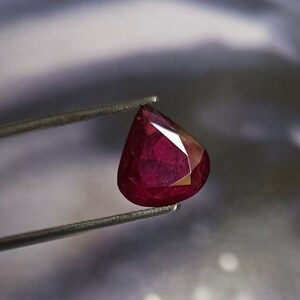 Natural Vivid Red Spinel Heart 3.30 cts - Loose Red Spinel-Rare Crimson Red spinel 11x10x3.5mm Round Solitaire-August Birthstone Custom Ring