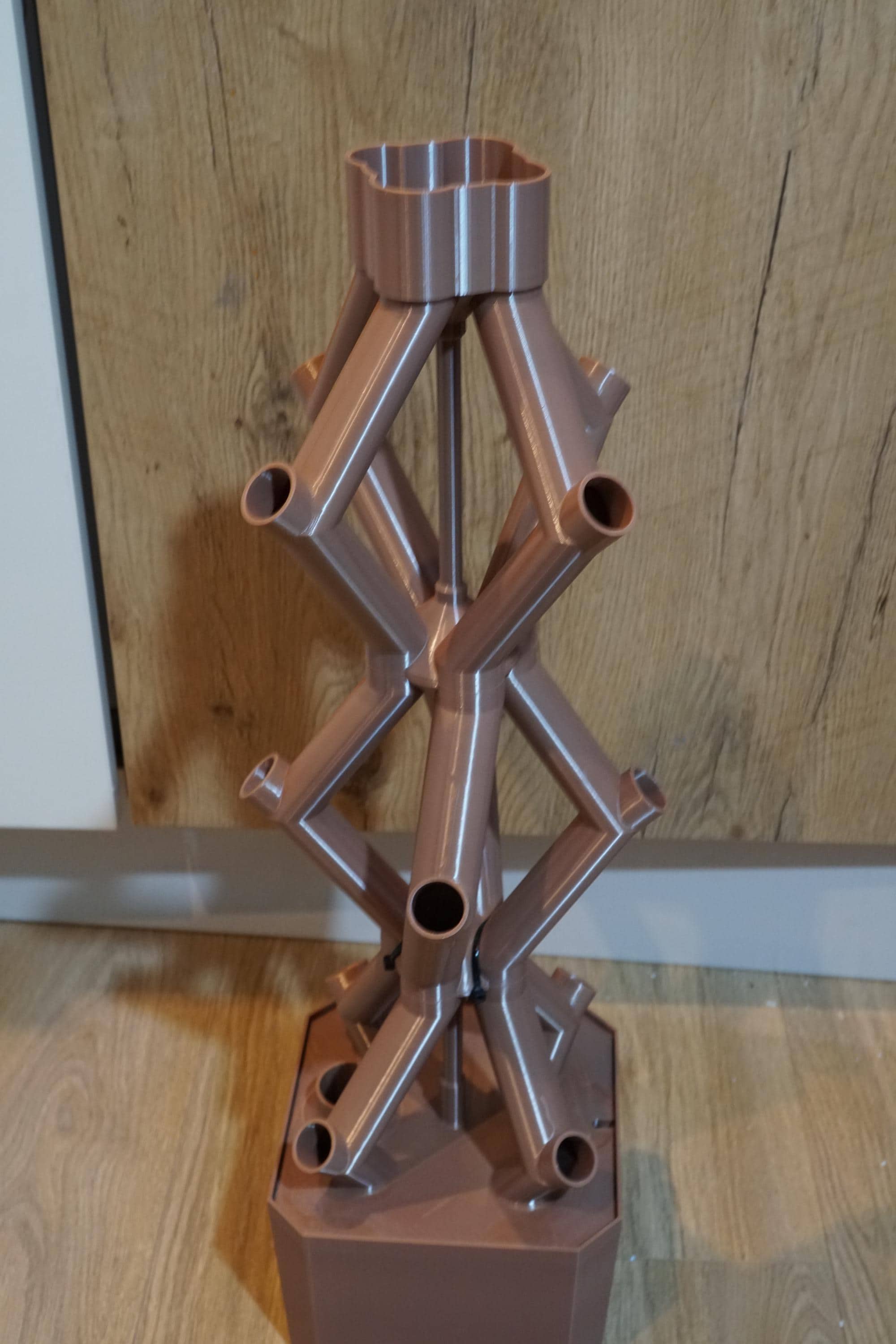 Mini Aerophonic/Hydroponics Tower. 3D Printed, 12 net pot, Original Design. Best for lettuce, strawberry and pak choi. Pump not included.
