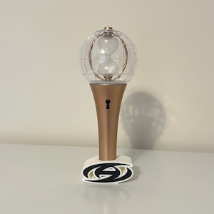 Ateez Lightiny lightstick stand