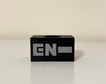 Kpop Boy Group EN Logo inspired lightstick (Ver 1) stand