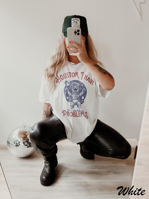 Vintage Cat T-Shirt: Houston I Have So Many Problems, Funny Graphic Tee